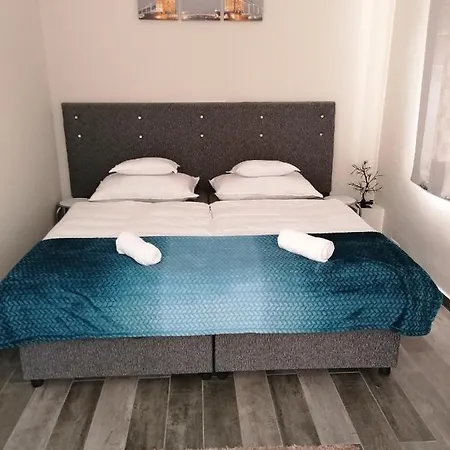 홈스테이 Napfeny Szallas *